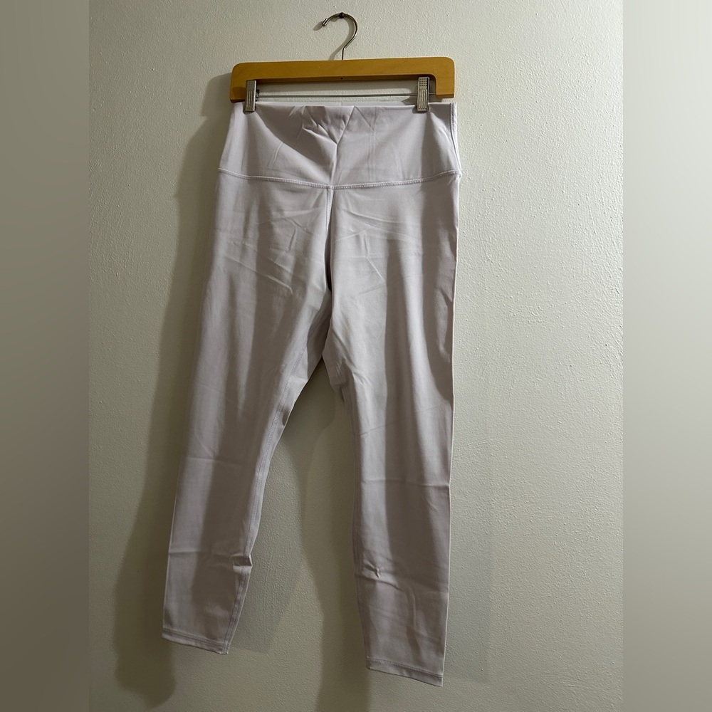 The Perform 24/7 Legging in Lavender